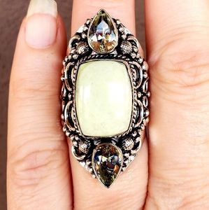 New Lemon Chrysoprase and White Topaz 925 Silver Statement Ring.